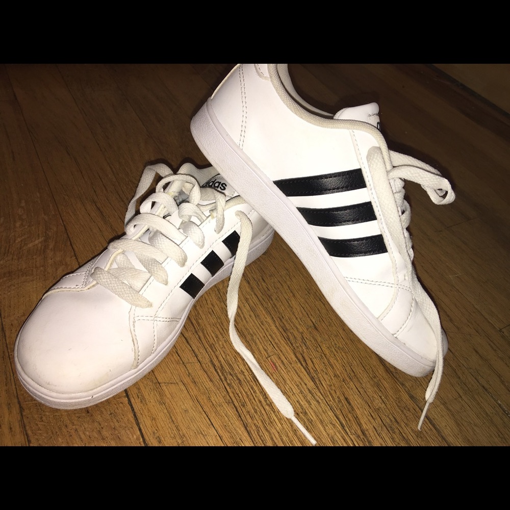 Adidas Baseline Neo Youth Sneakers